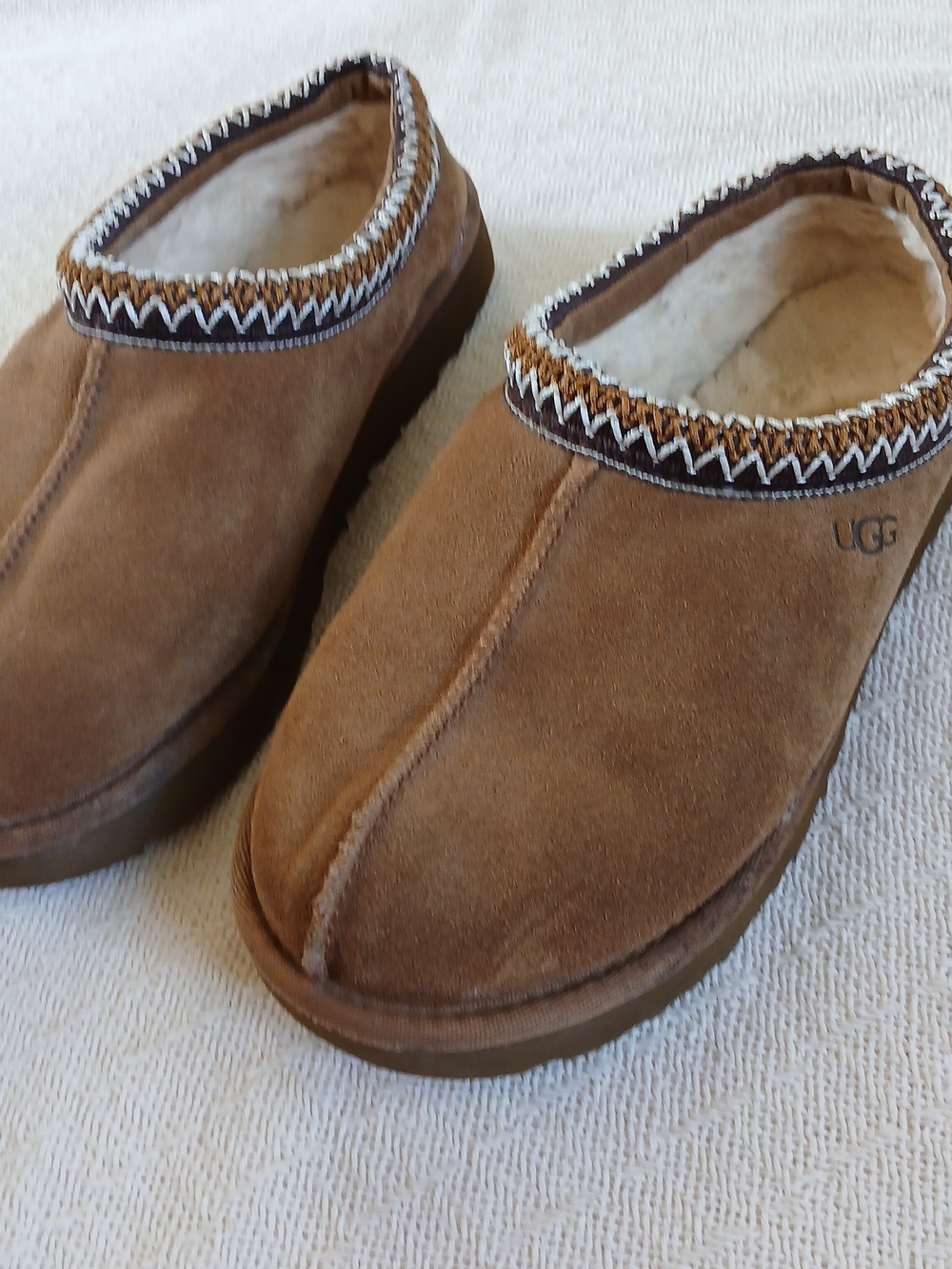 UGG ♡ tasman suede slippers womens 7 brown tan